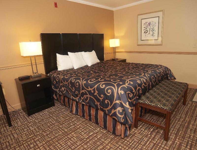 Hollow Inn And Motel image