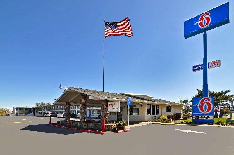 Motel 6 Willows image