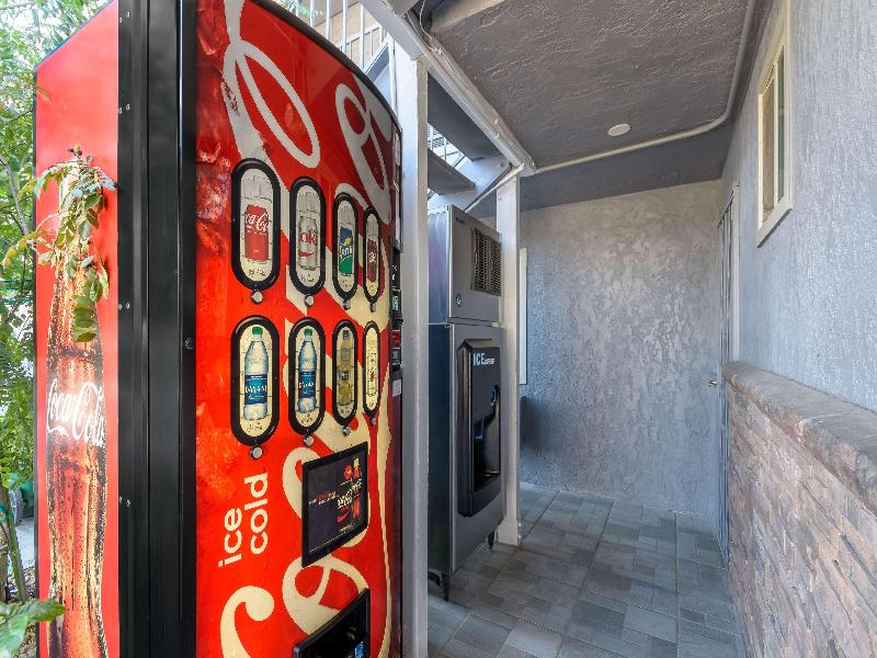 Motel 6 Willows image