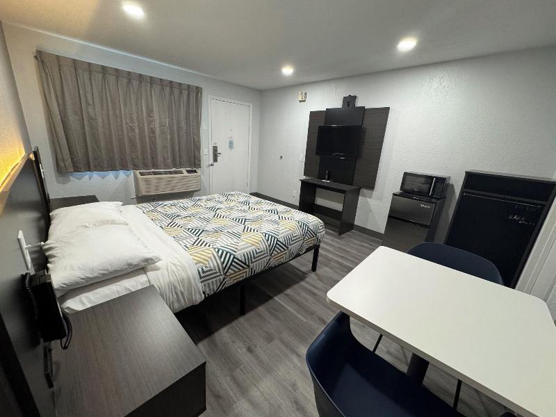 Motel 6 Willows image