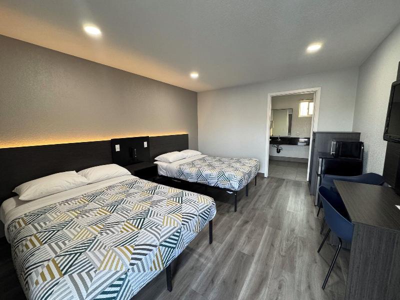 Motel 6 Willows image