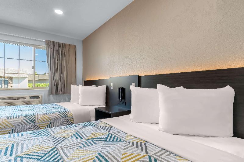 Motel 6 Willows image