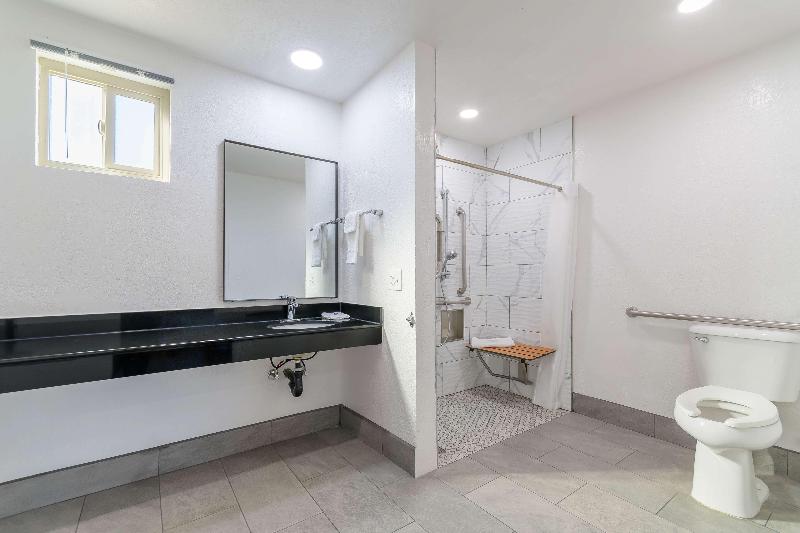 Motel 6 Willows image