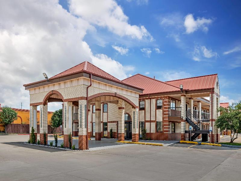 Quality Inn & Suites New Boston - Texarkana West image