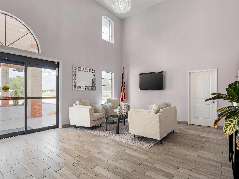 Quality Inn & Suites New Boston - Texarkana West image