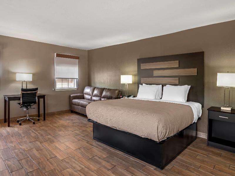 Quality Inn & Suites New Boston - Texarkana West image