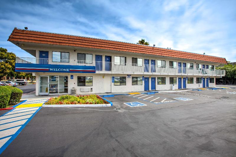 Hotel Motel 6-Vacaville, Ca