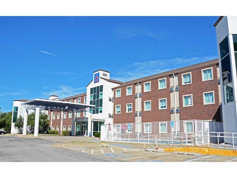 Motel 6-West Des Moines, IA GA image