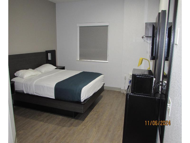 Motel 6-West Des Moines, IA GA image