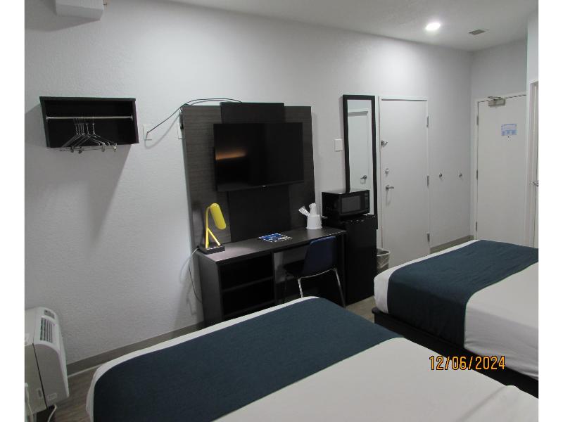 Motel 6-West Des Moines, IA GA image