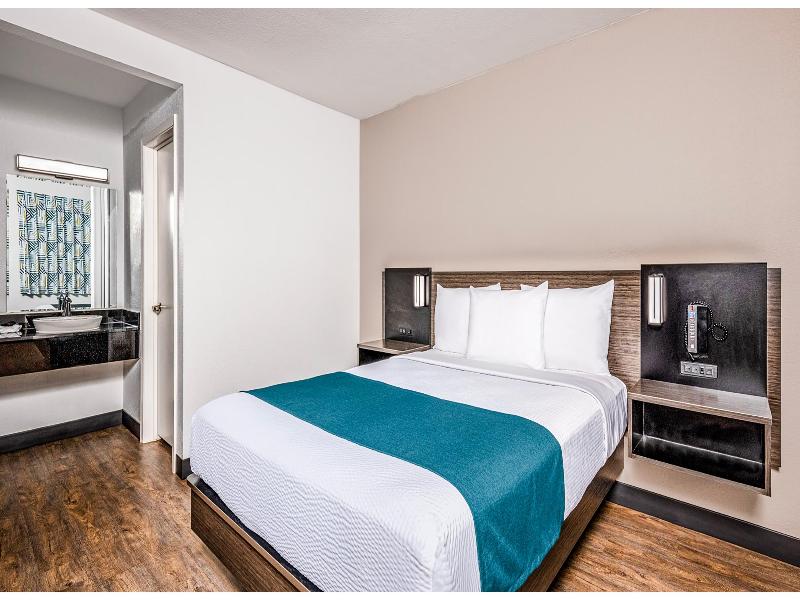 Motel 6-Euless, TX - Dallas GA image