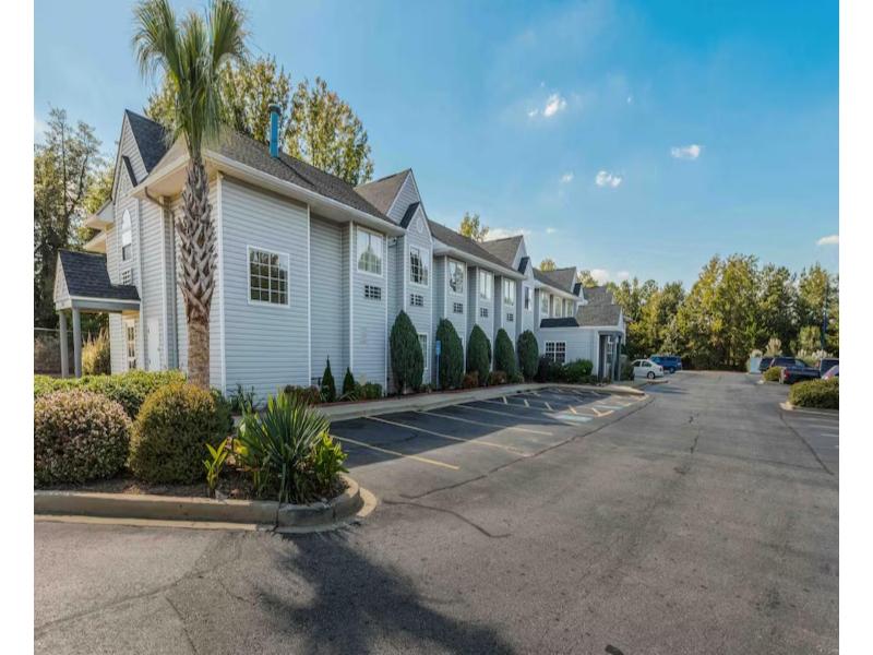 Motel 6 Simpsonville, Sc - Greenville image