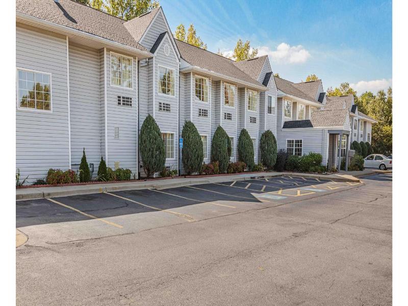 Motel 6 Simpsonville, Sc - Greenville image
