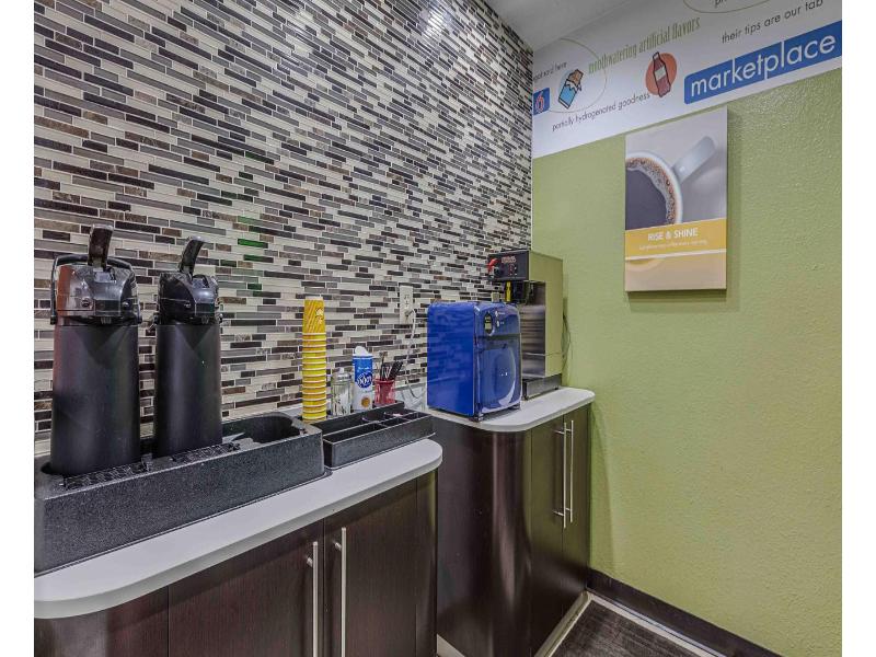 Motel 6 Simpsonville, Sc - Greenville image