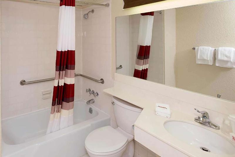 Days Inn by Wyndham Williamsport image