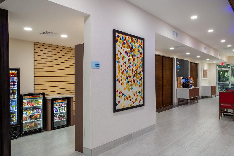 Holiday Inn Express & Suites Deland South image