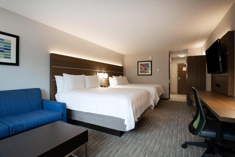 Holiday Inn Express & Suites Deland South image