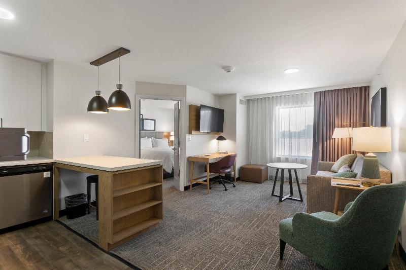 Bed room
