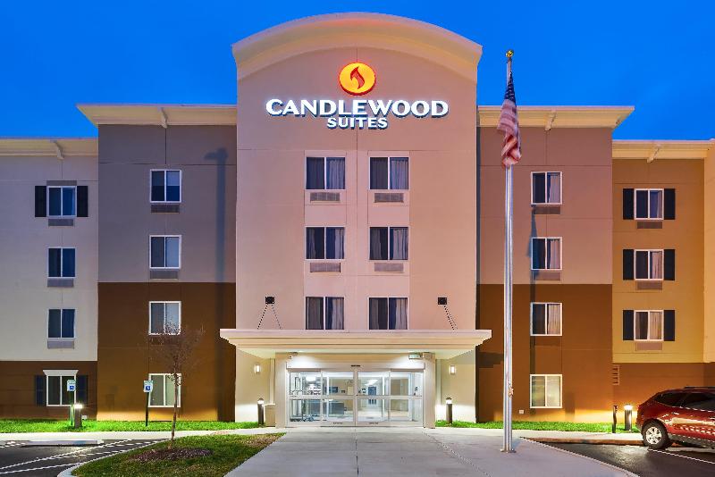 Candlewood Suites Louisville - NE Downtown Area