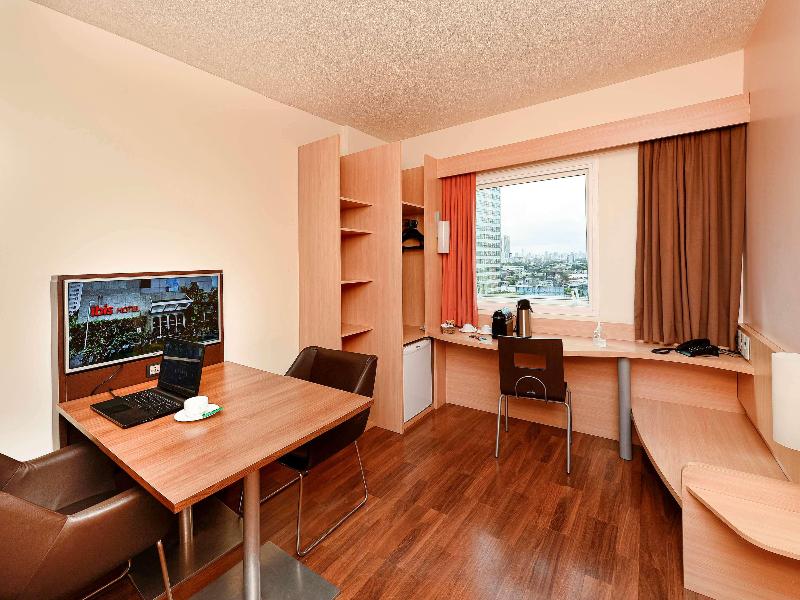 ibis Recife Boa Viagem image