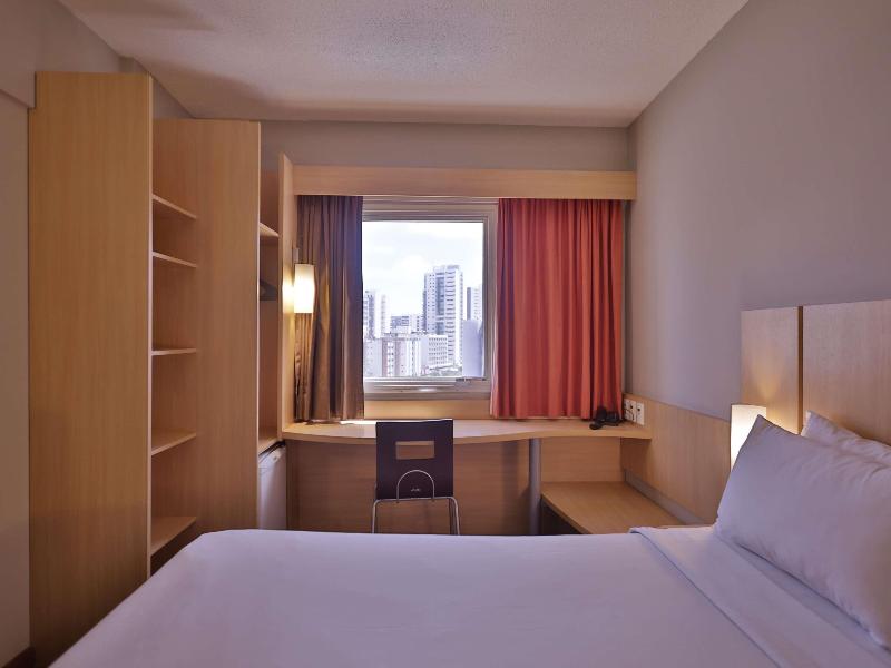 ibis Recife Boa Viagem image