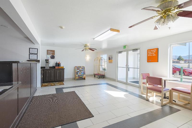 Motel 6 Beaver image