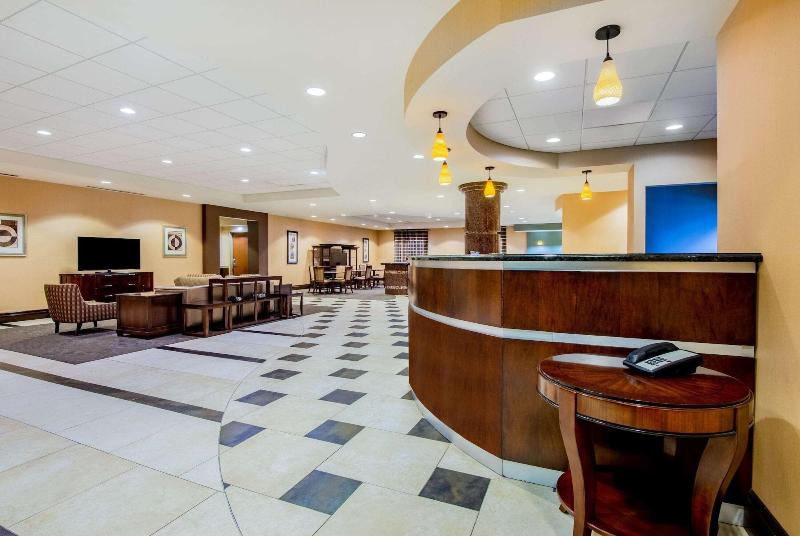 La Quinta Inn & Suites Bel Air/I-95 Exit 77A