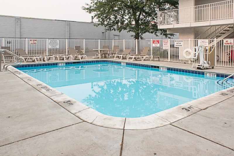 Motel 6 Kalispell image