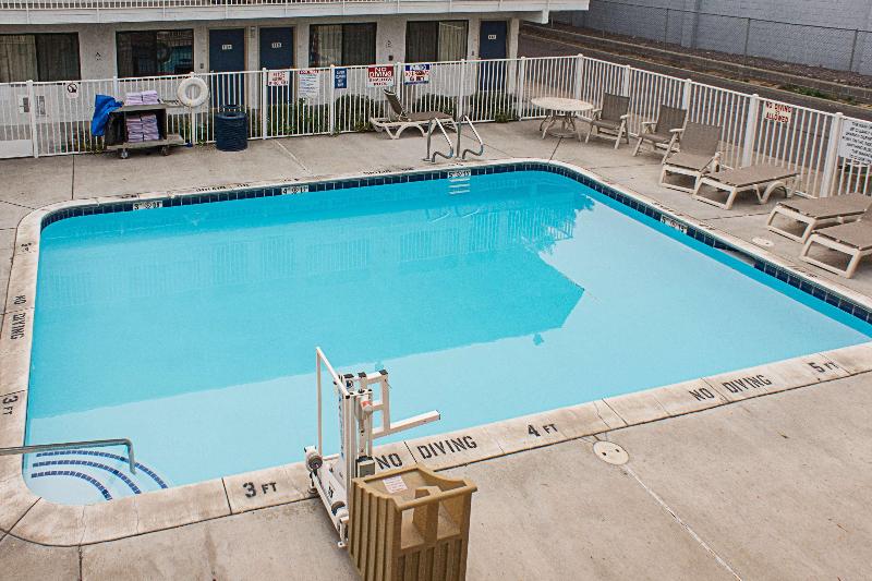 Motel 6 Kalispell image