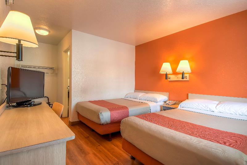 Motel 6 Los Angeles El Monte image