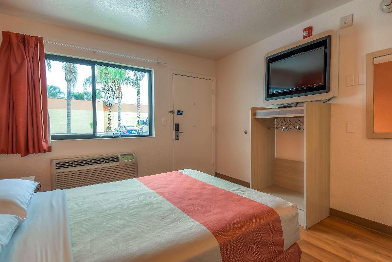 Motel 6 Los Angeles El Monte image