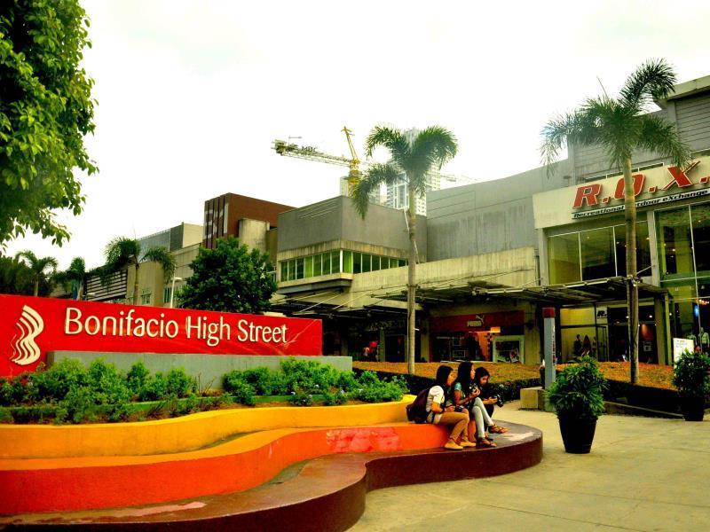 The Fort Budget Hotel Bonifacio Global City