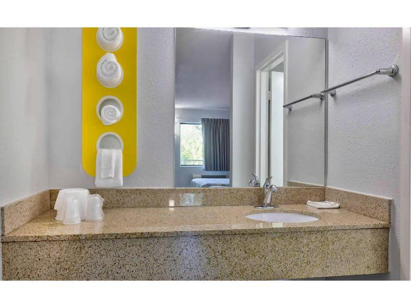 Motel 6 Hammond, In - Chicago Area image