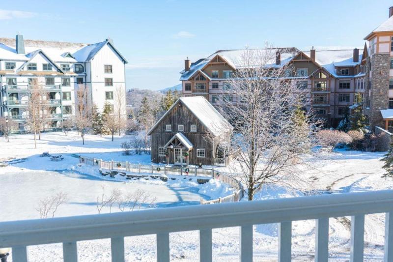 Long Trail House at Stratton Mountain image