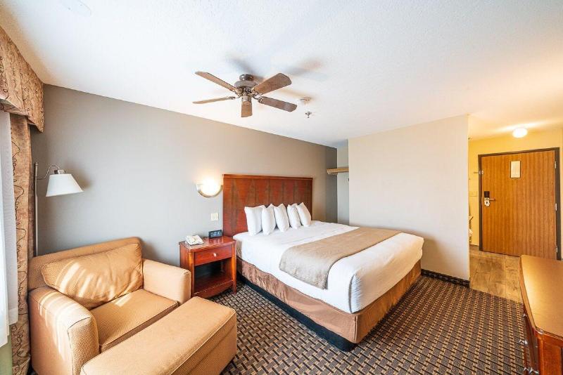 Alpine Inn Suites image