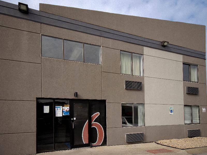 Motel 6 Merrillville, In GA image