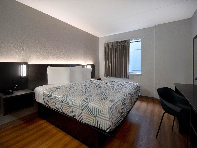 Motel 6 Merrillville, In image