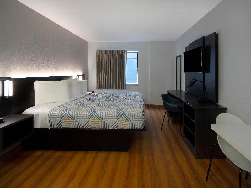 Motel 6 Merrillville, In image
