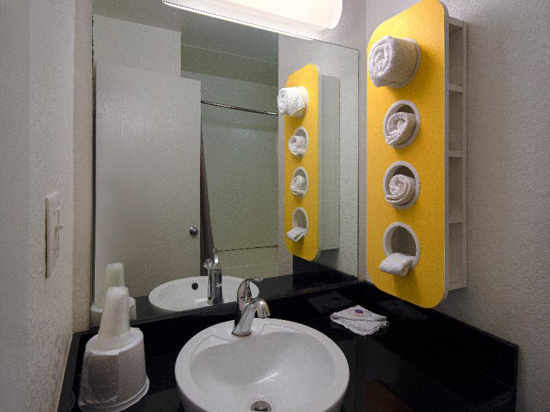 Motel 6 Merrillville, In image