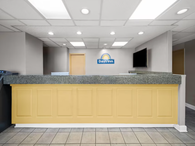 Travelodge by Wyndham Norfolk Airport image