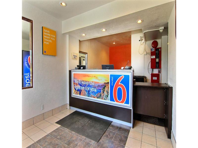 Motel 6 Kingsville, Tx image