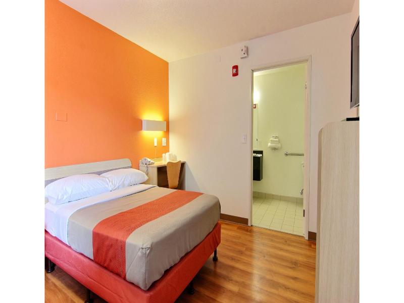 Motel 6 Kingsville, Tx image