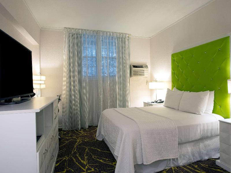 The Roslyn, Tapestry Collection By Hilton image
