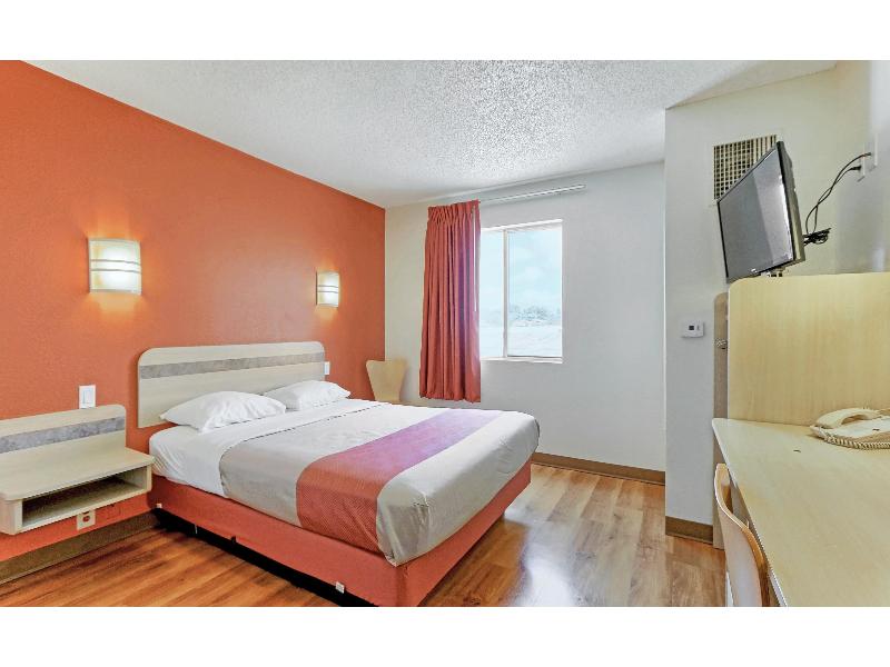 Motel 6-Pinole, CA GA 4