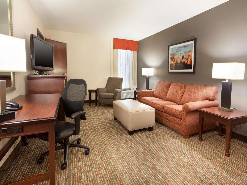 Drury Inn Suites St Louis Airport image