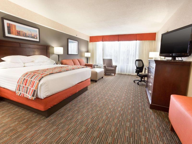 Drury Inn Suites St Louis Airport image