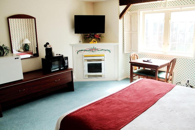 Auld Holland Inn image