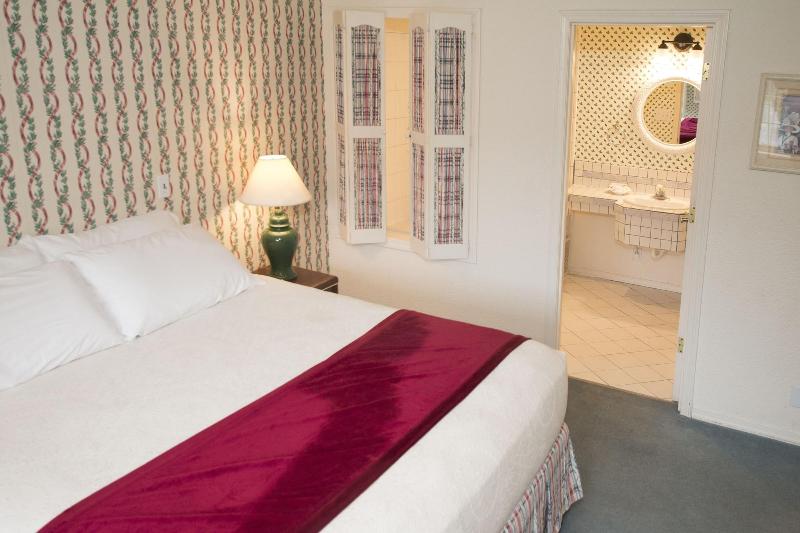 Auld Holland Inn image