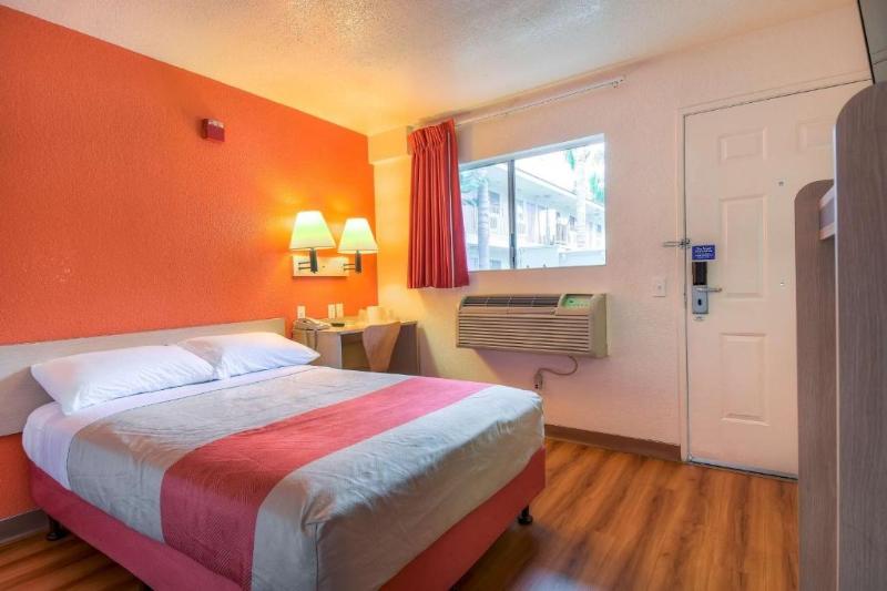 Motel 6 Chino, CA - Los Angeles Area image