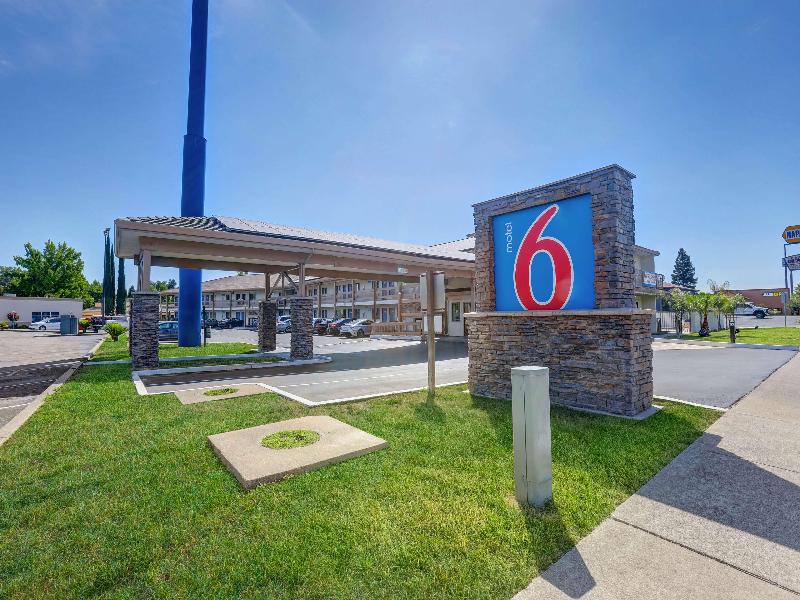Motel 6 Anderson, CA - Redding Airport image
